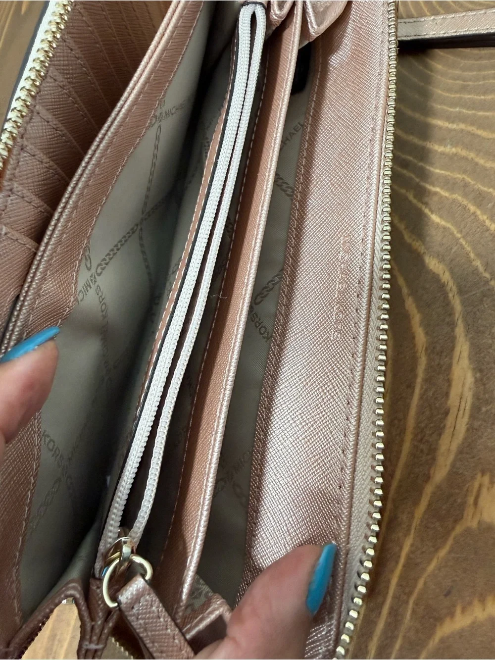 Michael Kors Leather Zip Wallet - Rose Taupe